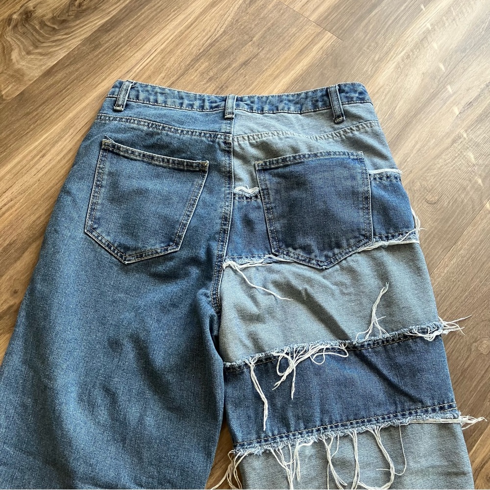 NEW RARE DISTRESSED PATCH COLORBLOCK JEANS - Picture 8 of 15